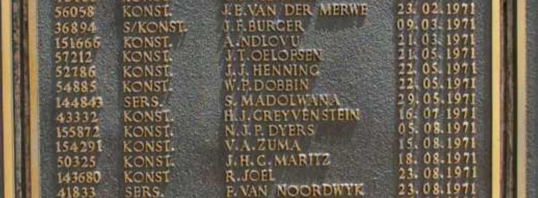 A close-up of a plaque

AI-generated content may be incorrect.