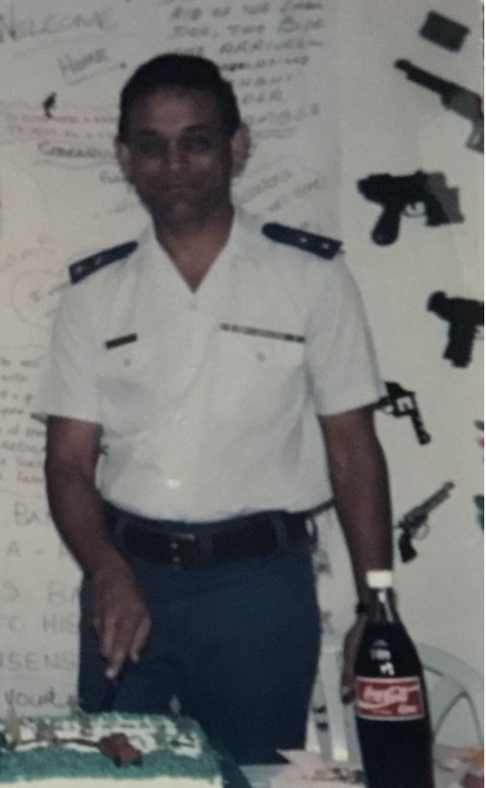 A person in a uniform

AI-generated content may be incorrect.