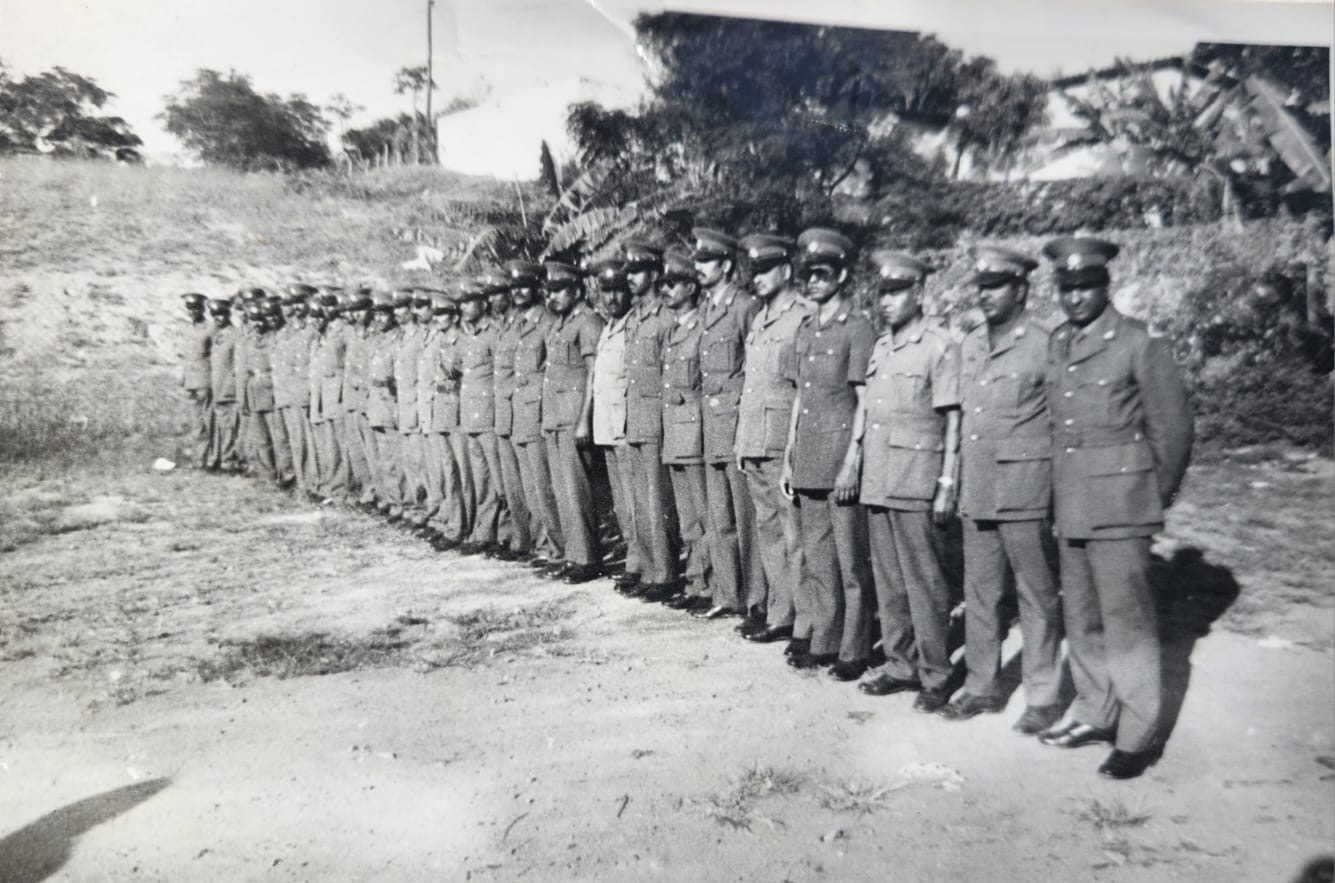 A group of soldiers standing in a line AI-generated content may be incorrect.