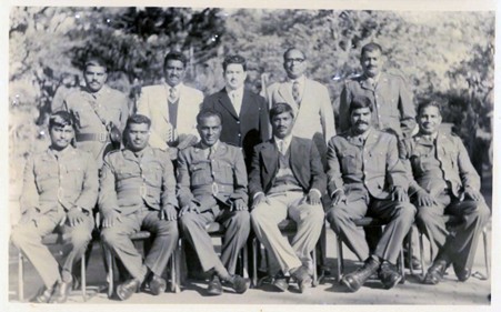A group of men in military uniforms
AI-generated content may be incorrect.